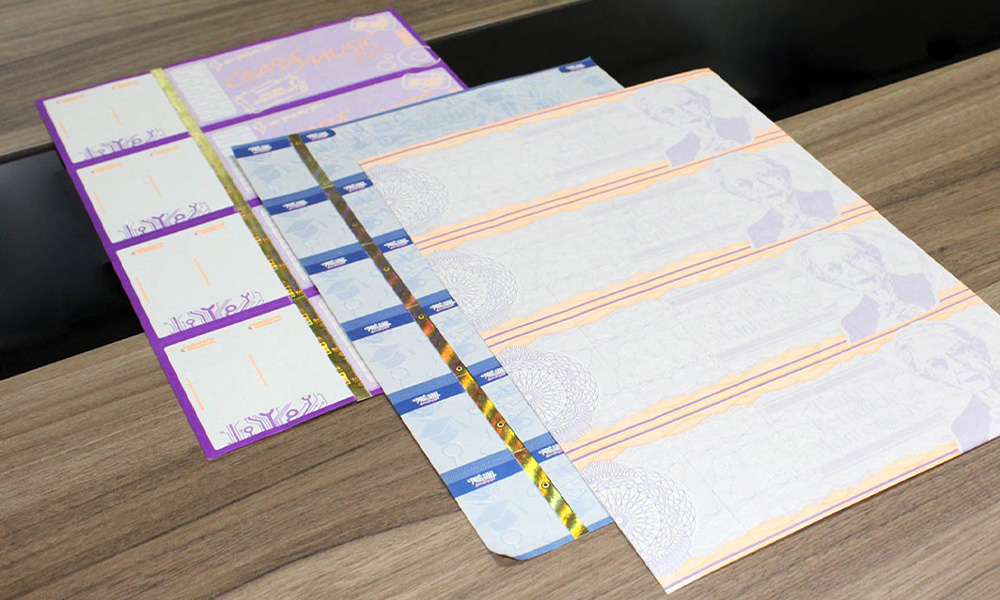 convite em papel moeda para evento